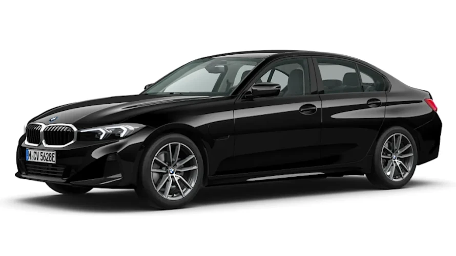 BMW 330e Limousine in schwarz auf weis.