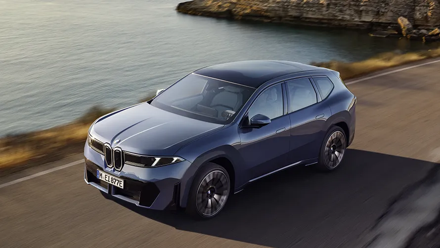 Frontansicht des neuen BMW iX3